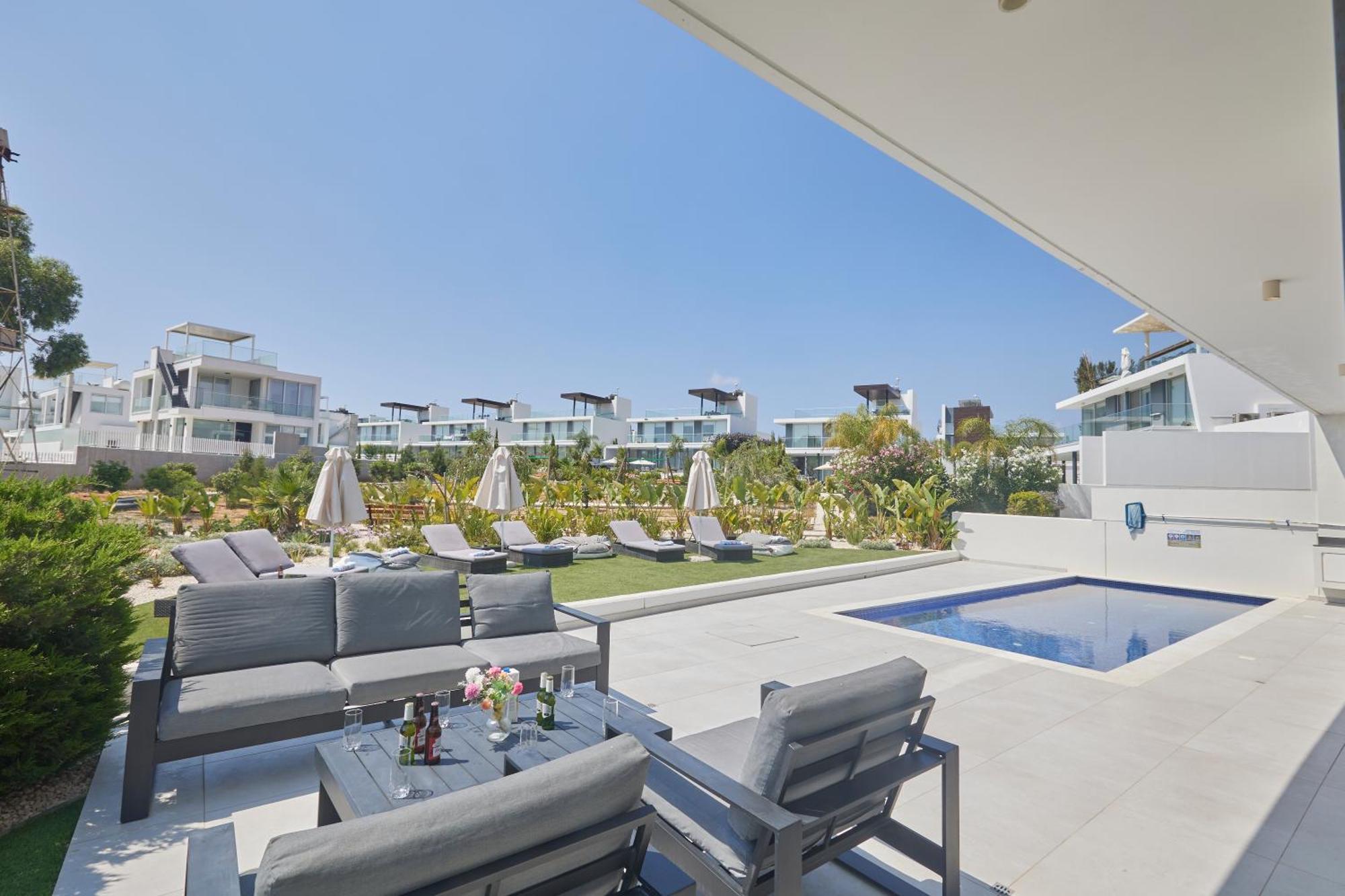Olivine Pearl Villas 普罗塔拉斯 外观 照片